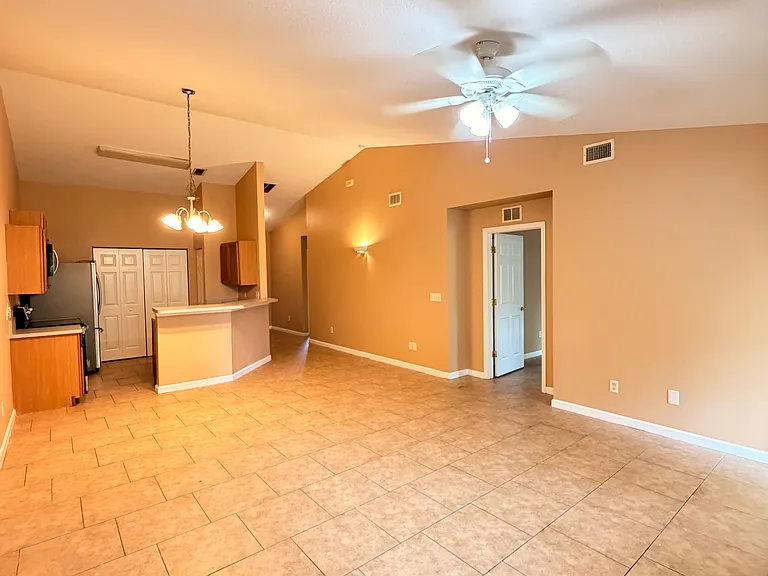24 Ryall Ln #A — Photo 9