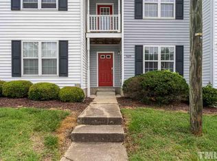 5625 Fieldcross Ct, Raleigh, NC 27610