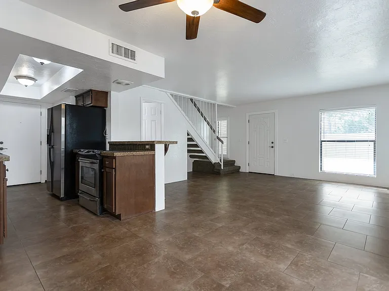 1820 E Frier Dr #2 — Photo 9