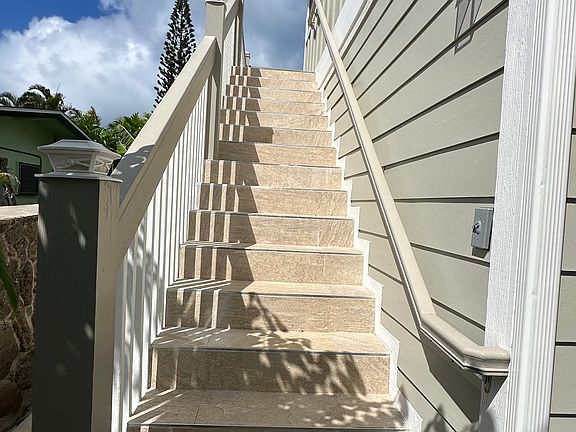 2nd image of 430 N Kalaheo Ave