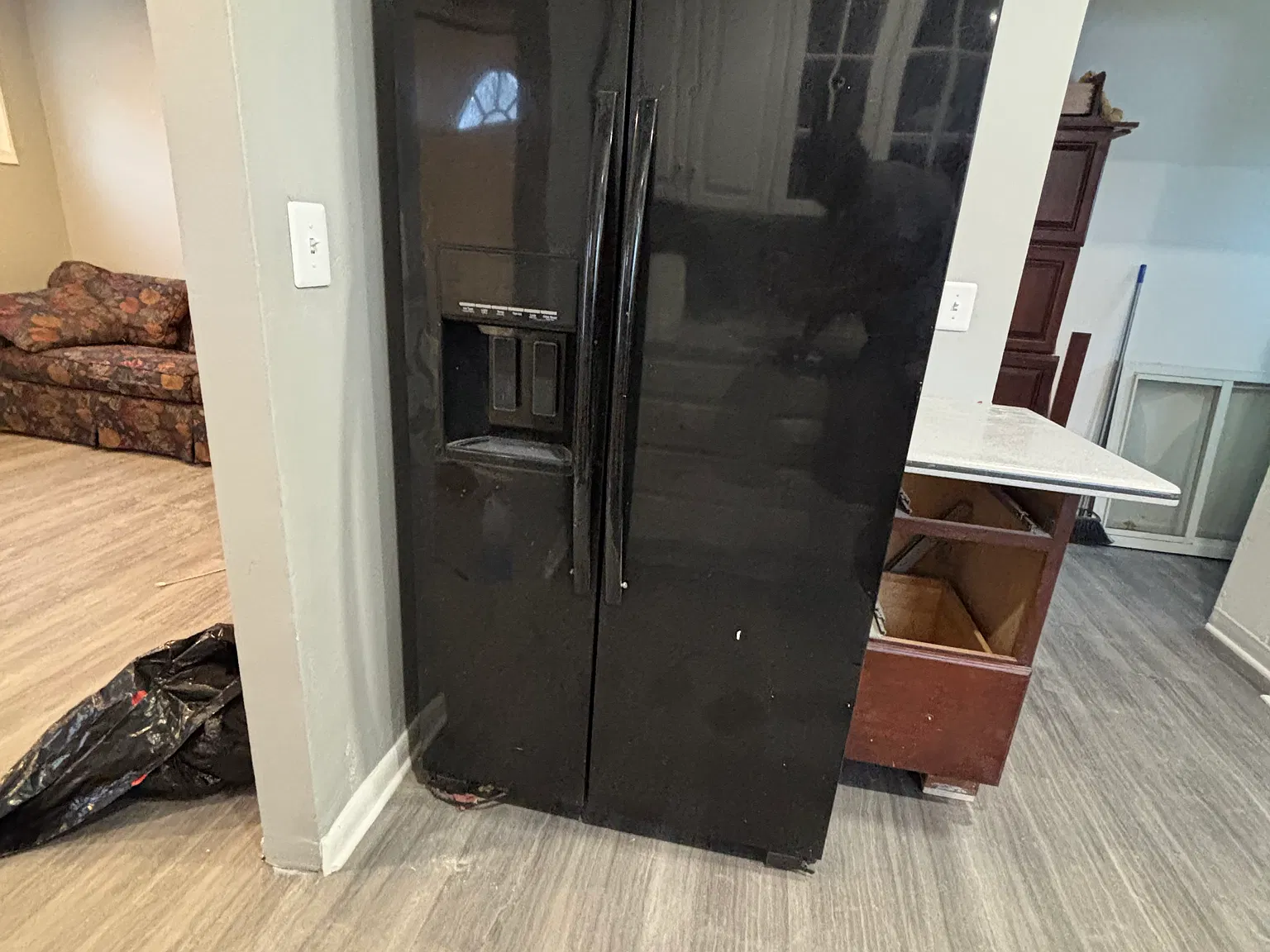 3 bed, 868 sqft, $1,850 — Photo 3