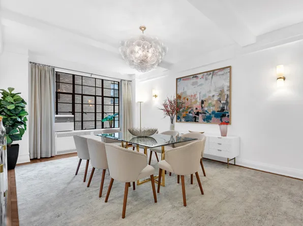 320 Central Park West image 4 of 15