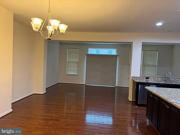 25707 Bishop Grove Ter — Photo 7