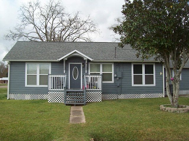 1st image of 1420 Avenue L