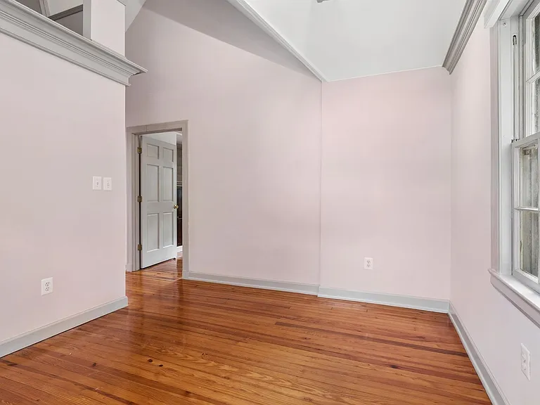 85 Hopkins St — Photo 18