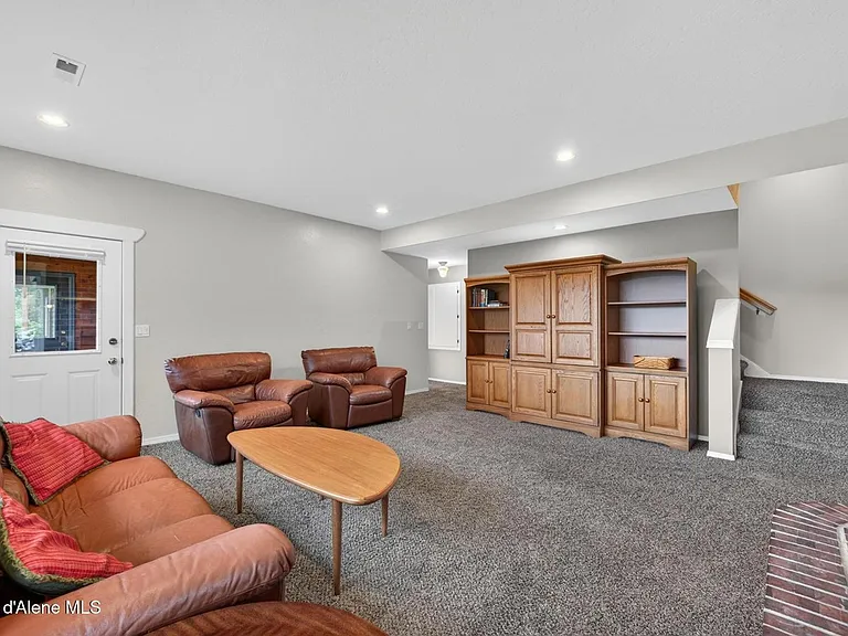 37371 E Hayden Lake Rd — Photo 34