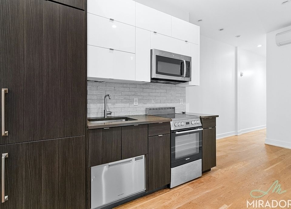 1st image of 58 Saint Marks Pl APT 11A
