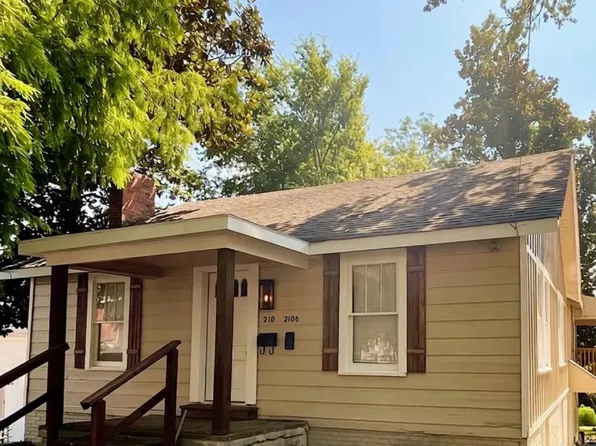 210.5 8th St N, Columbus, MS 39701