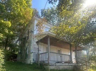 102 W High St, Terra Alta, WV 26764