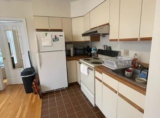 79 Essex St #26, Boston, MA 02111