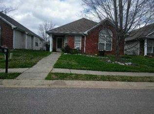 1089 Village Trl, Calera, AL 35040
