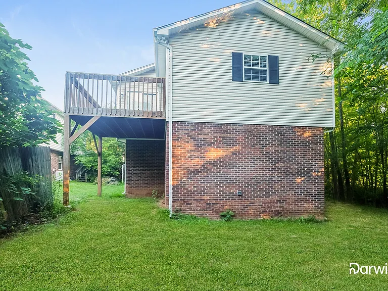 978 Braxton Dr — Photo 15