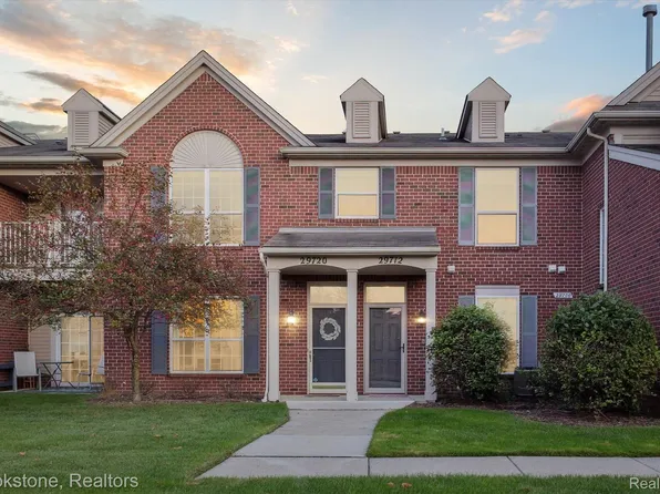 29712 Heritage Pkwy, Warren, MI 48092