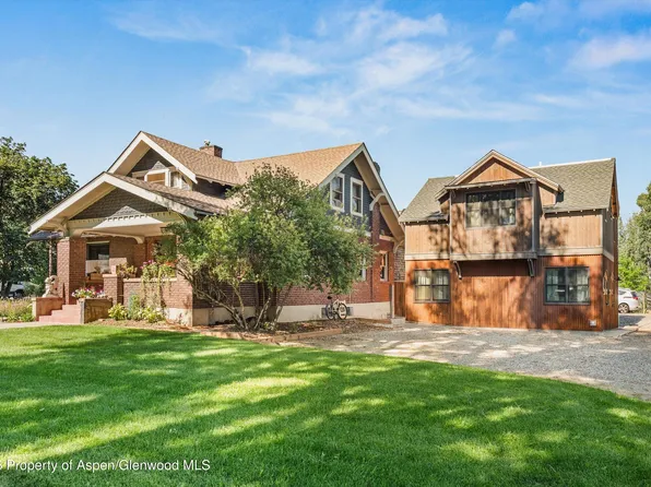 275 S 4th St, Carbondale, CO 81623