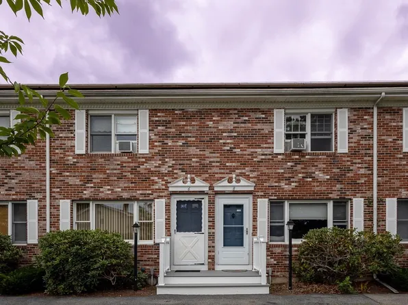 6 Robins St Unit 6, East Bridgewater, MA 02333