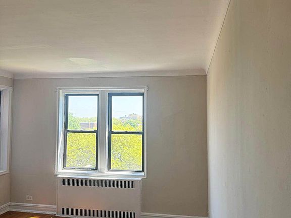 4th image of 8449 Elmhurst Ave APT 6B