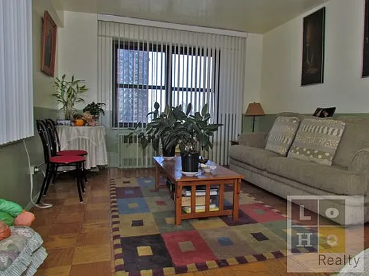 Sold by LoHo Realty | media 23