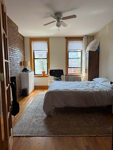 970 Manhattan Ave #3R Photo 1