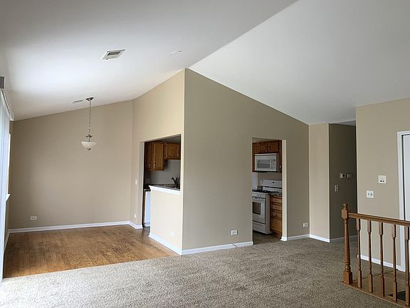 2nd image of 196 Dublin Ct Unit X2