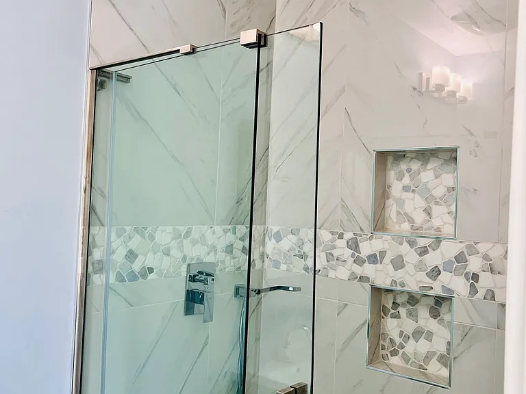 Gorgeous tiled rain shower, with hand shower