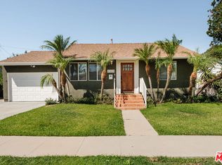 17623 Bromley St, Encino, CA 91316