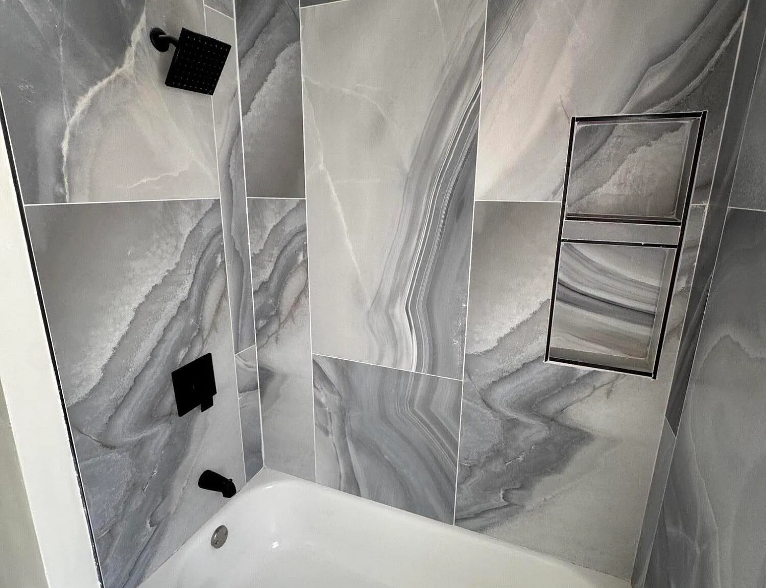3 bed, 1.0 bath, 909 sqft, $1,450 — Photo 4