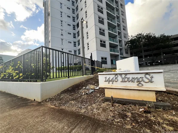 1448 Young St APT 804, Honolulu, HI 96814