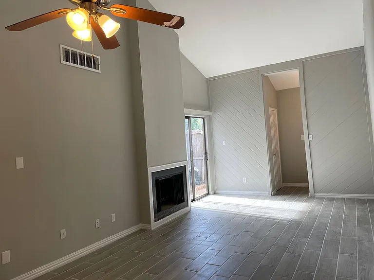 6401 Deihl Rd #202 — Photo 12