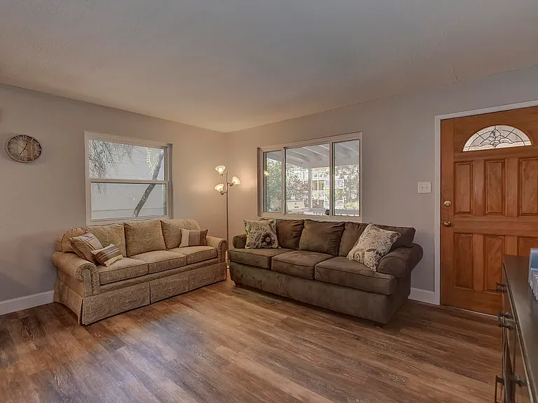 407 Hill Ave — Photo 6