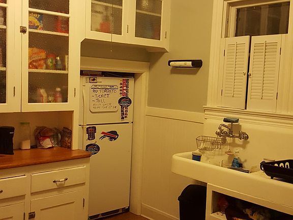 5th image of 504 Massachusetts Ave #2