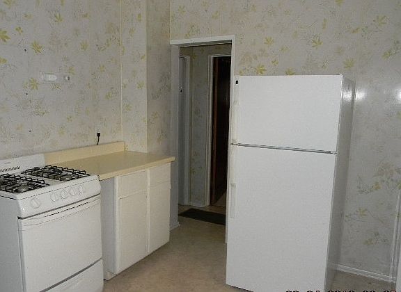 5th image of 915 Lee St #1/2-1-2