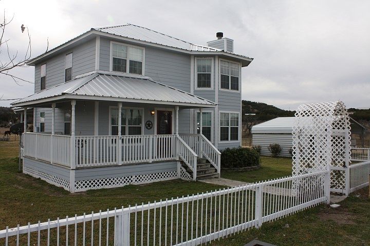 1st image of 1421 County Road 4145