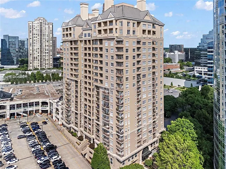 3334 Peachtree Rd NE #1714 — Photo 1