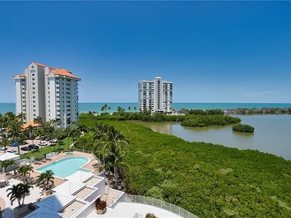 60 Seagate Dr, Naples, FL