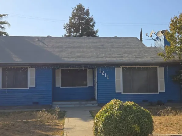 1211 N Irma St, Visalia, CA 93292