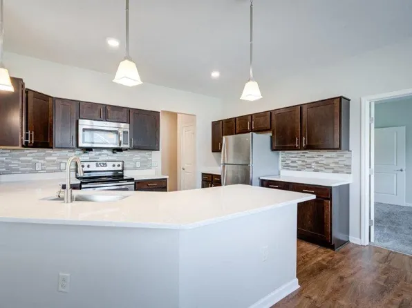 The Marquis at the Woods Apartment Homes