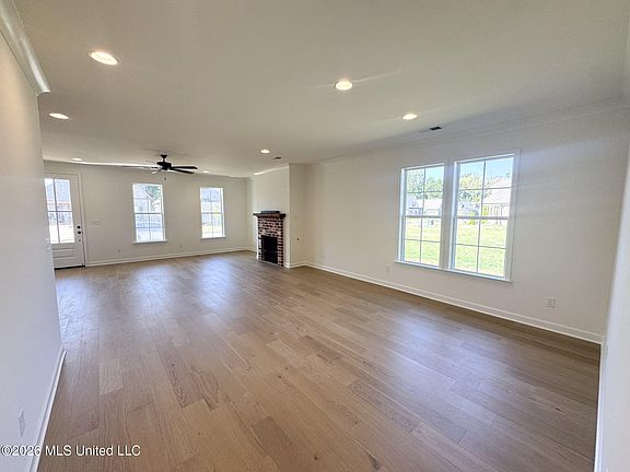 4th image of 3482 Hatton Dr
