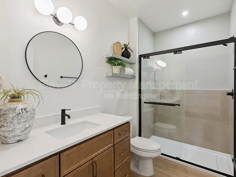 1624 NW 17th St #301 — Photo 2