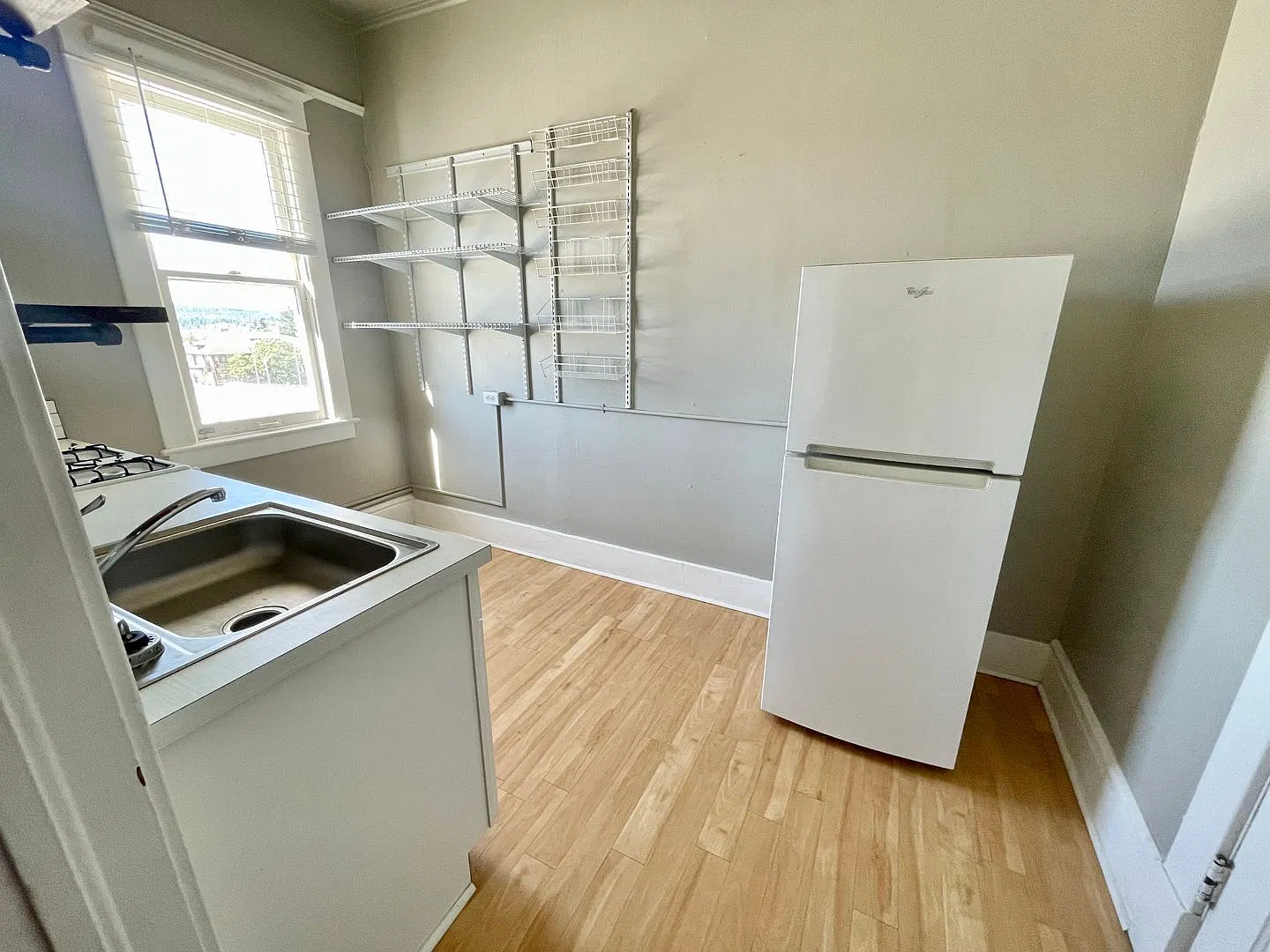 106 S Cedar St — Photo 3