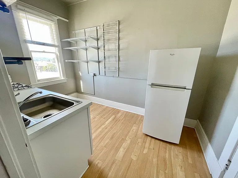 106 S Cedar St — Photo 13