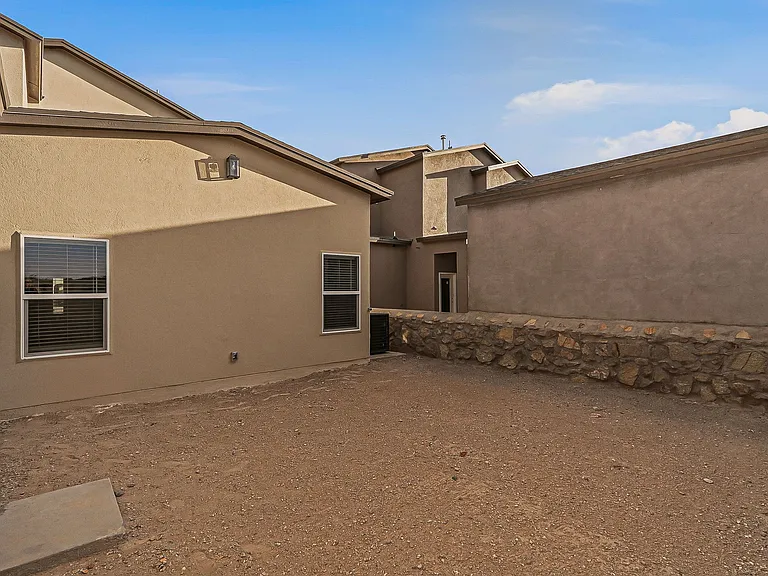 14329 Steve Joyce Pkwy — Photo 33
