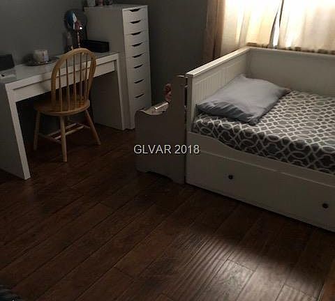 5th image of 2221 N Mallard St