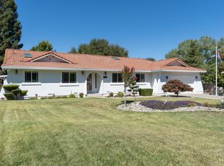 2520 White Oak Rd, Rescue, CA 95672