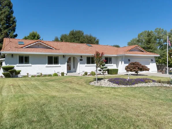 2520 White Oak Rd, Rescue, CA 95672