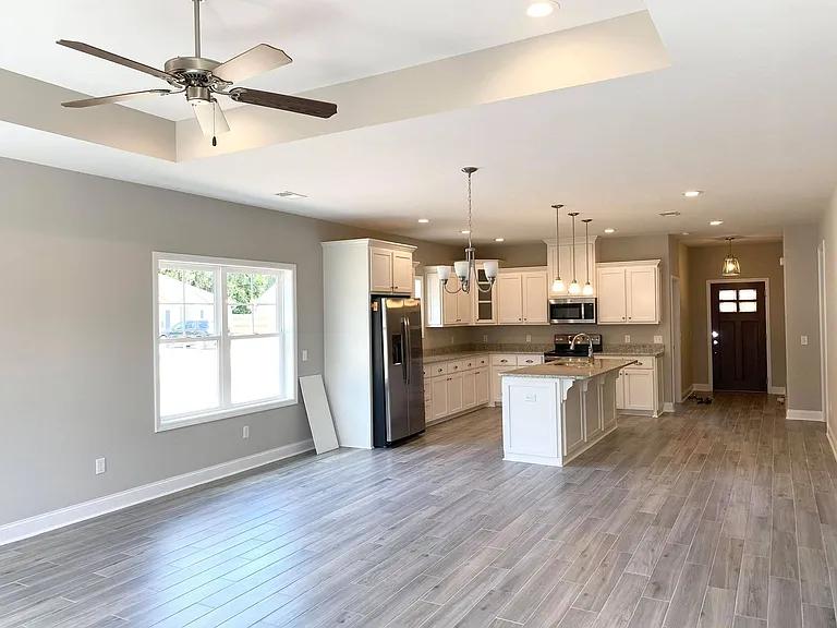 100 Elmo Cir — Photo 4