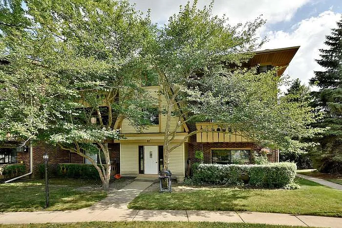 20 Parkside Ct #18 — Photo 10