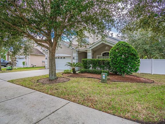 2nd image of 3021 Prairie Iris Dr