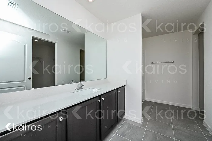 8456 Indian Laurel Ln — Photo 9