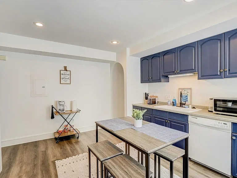 1855 N Pulaski St — Photo 4