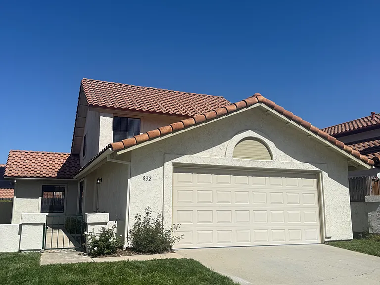 832 Lochwood Pl — Photo 15